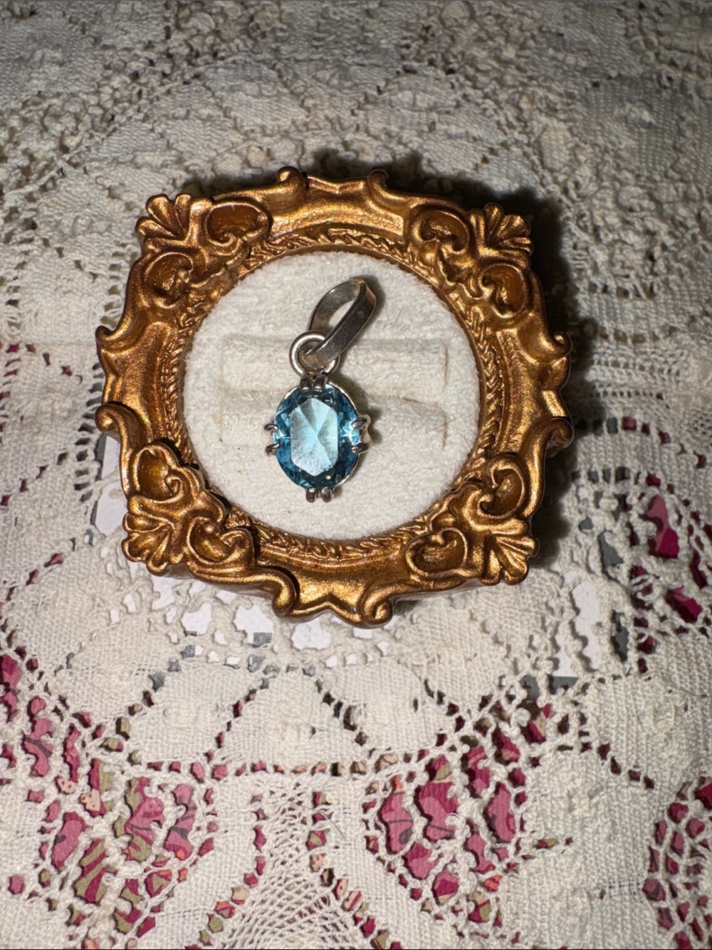 Sterling Silver 925 Blue Topaz Oval Pendant very clear. - Picture 3 of 3
